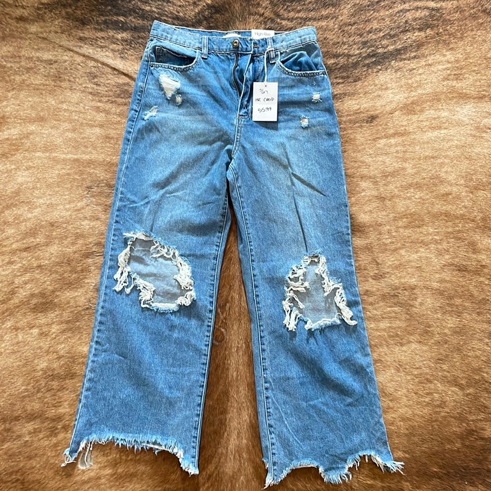 Sneak Peak High Rise Crop jeans size 27